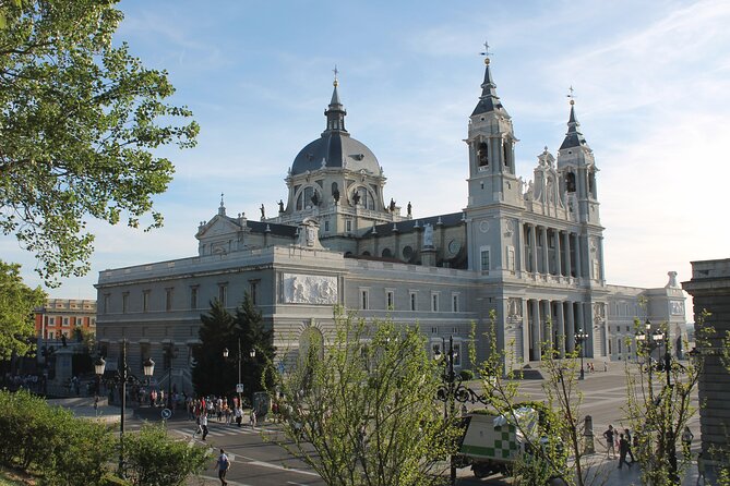 A Locals Madrid: a Self-Guided Audio Tour - Accessibility and Transportation