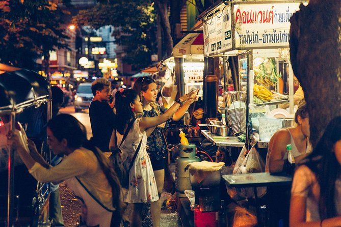 A Magical Evening in Bangkok: Private City Tour - Tour Highlights