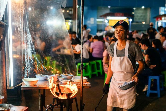 A Magical Evening in Bangkok: Private City Tour - Taking in Bangkoks Night Scene