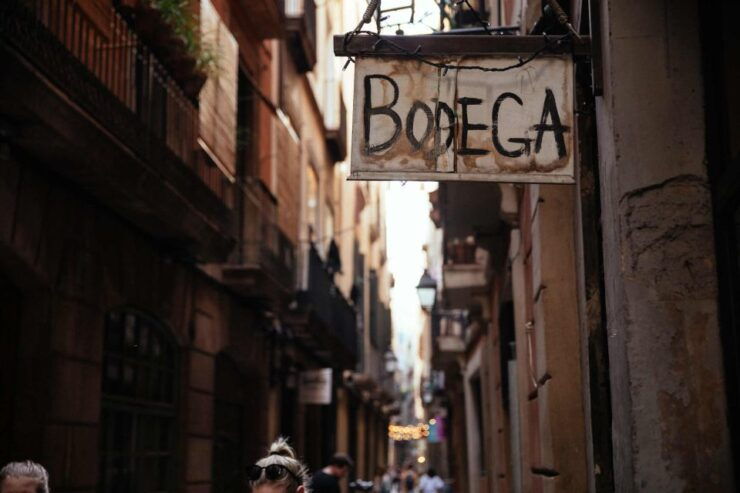 A Magical Evening in Barcelona: Private City Tour - Tour Booking Details