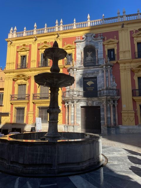 A Malaga Meander: The Ancient City's History - Audio Tour - Tour Experience Overview