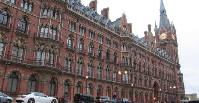 A Muggle's Guide to London: Harry Potter Walking Tour - Highlights of the Harry Potter Walking Tour