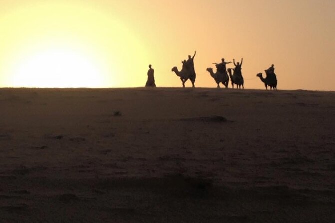 A Night in the Desert of Lompoul - Weather Policy and Minimum Travelers