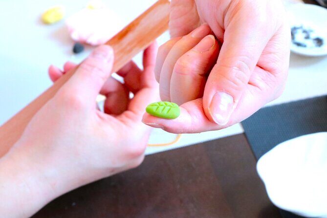 A perfect Japanese experience: Tea Ceremony and Mochi Forming - FAQs