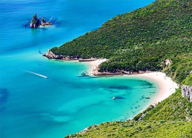 A PRIVATE CAR WITH DRIVER/GUIDE FOR 4 HOURS - Inclusions and Exclusions