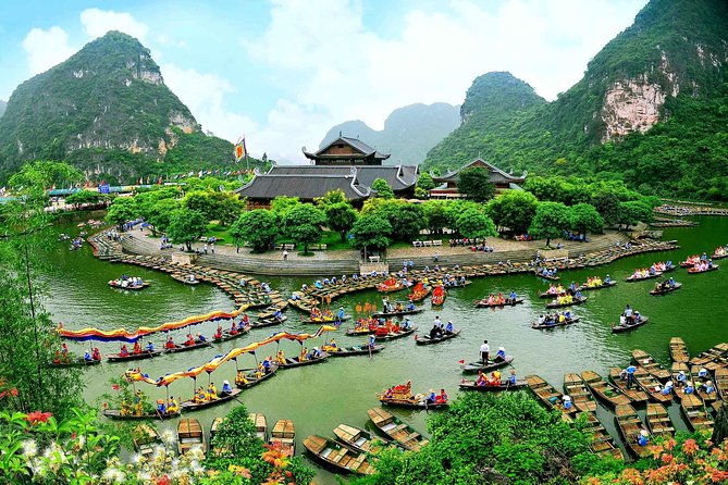 A Real Experience Hoa Lu Trang An 1 Day - Small Group Tour - Meeting and Pickup