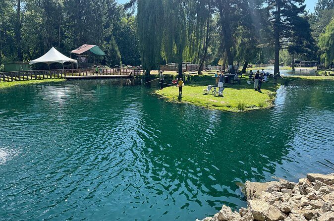 A Relaxing Day of Fishing and Fresh BBQ - Who Should Consider This Tour?