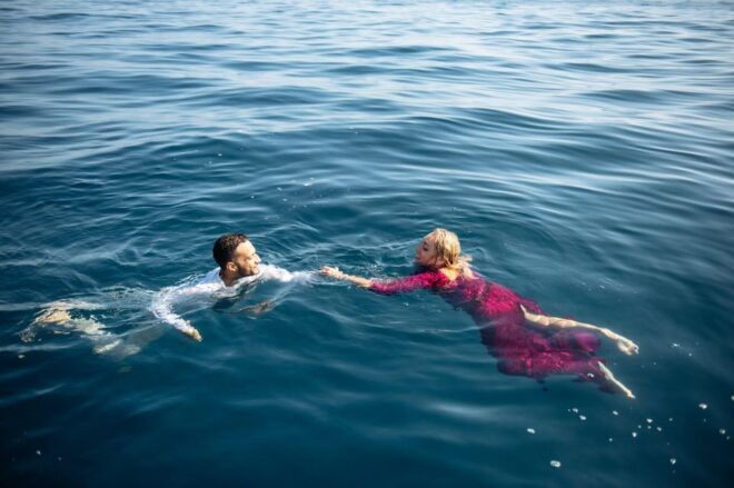 A Romantic Date on a Boat - Description