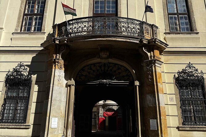 A Self-Guided Audio Tour of Budapest's Castle District - What to Expect