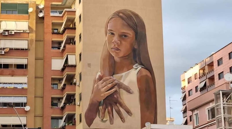 A short walking tour showing all in Tirana - Good To Know