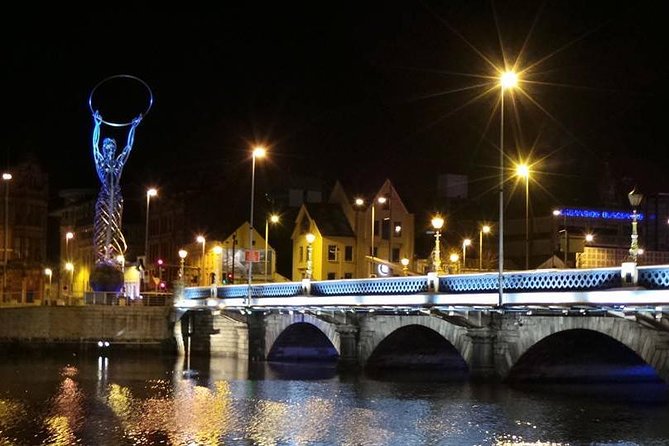 A Small Group Eclectic Belfast Walking Experience - Tour Highlights