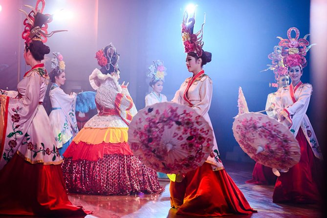 A Splendid Evening at Alcazar Cabaret - Inclusions and Exclusions