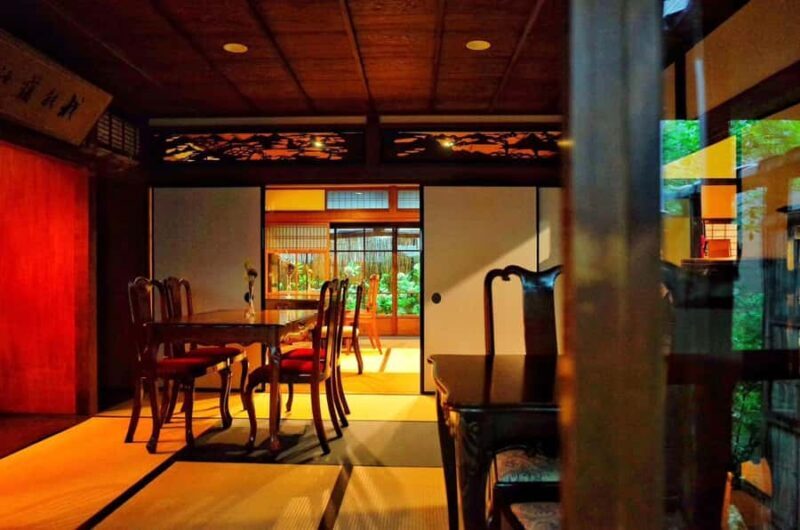 A sushi workshop with a local instructor in a century-old - FAQs