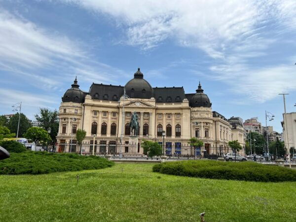 A Tale of Bucharest Calea Victoriei Walking Tour - Frequently Asked Questions