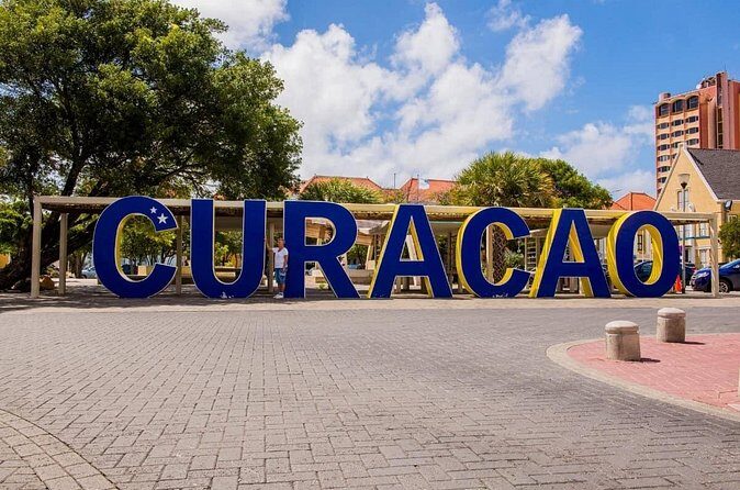 A Taste of Curaçao: City tour, Chobolobo & Mambo Beach Escape - FAQs