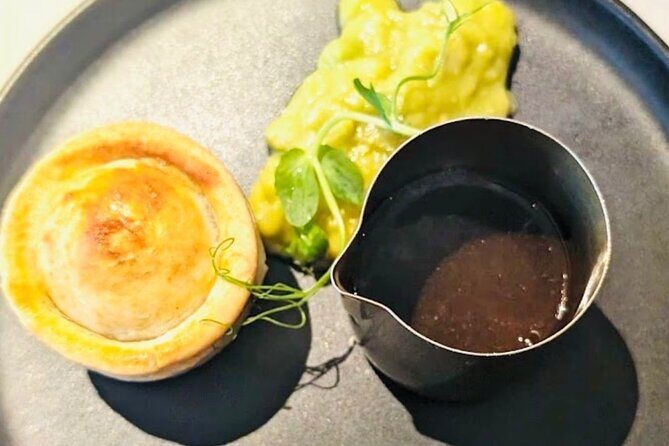 A Taste of Manchester and Salford with Meals , Drinks and Guide - Good To Know