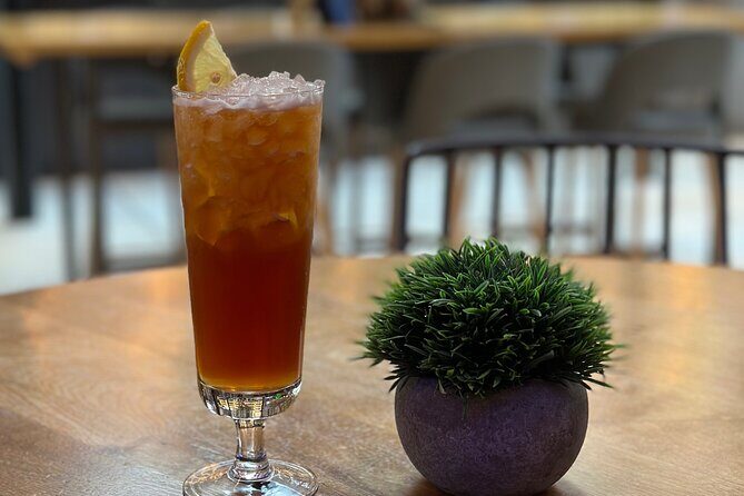 A Taste of Manchester and Salford with Meals , Drinks and Guide - Practical Details and Tips