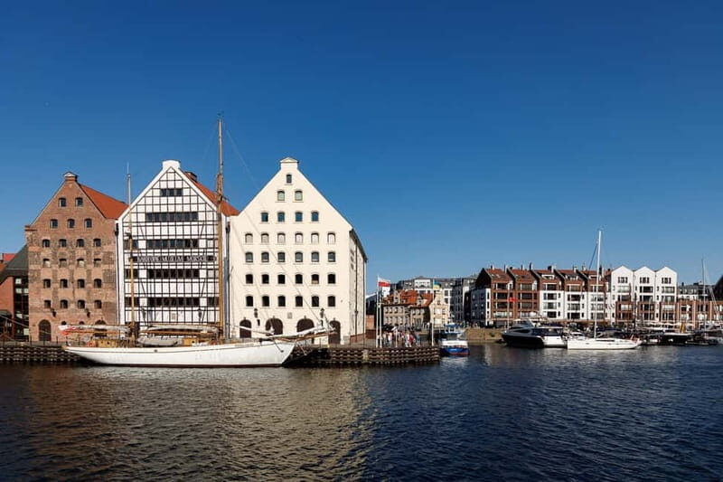 A Taste of Poland: Vodka & Liquor Tasting Tour - Good To Know