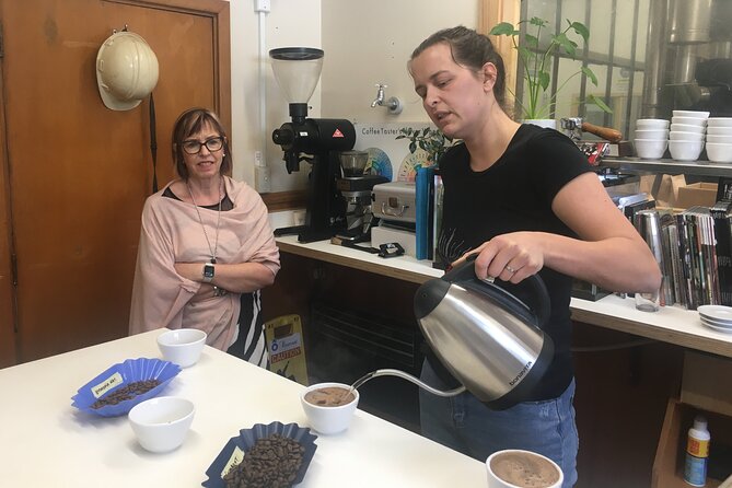 A Taste of Wellington: Wellington Foodie Delights Tour - Best Places to Indulge in Wellington Cuisine