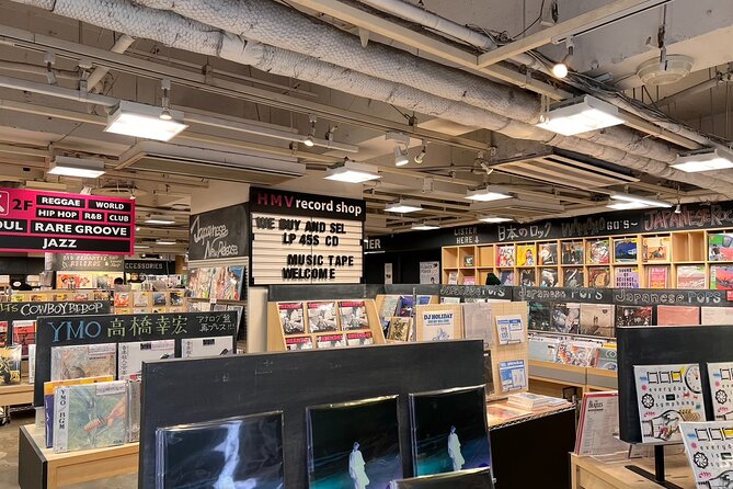 A Tour of Record Stores to Encounter Music From Around the World - MAGNET by SHIBUYA109 Record Store