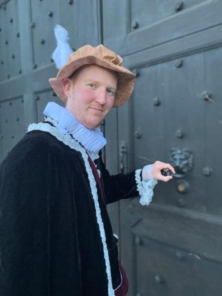 A Tour of Warwick With Queen Elizabeths Secret Lover - Frequently Asked Questions