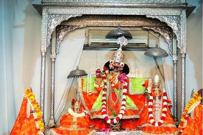 A Trail Of Temples And Traditions In Jaipur With Breakfast - Interaction With Local Artisans