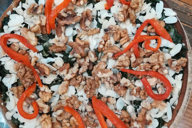 A Vegan Friendly Food Tour Of Athens - Group Size and Maximum Number of Travelers