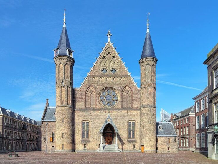 A Walk Through Time: Hague's Hidden Treasures - Cultural Delights and Local Traditions