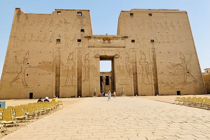 A Week In Egypt: Pyramids, Felucca Cruise And Ancient Temples - Sphinx Encounter