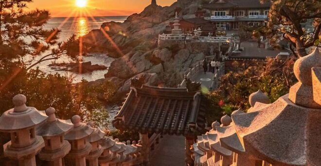 A Well-Rounded Small Group Busan Tour With a Certified Guide - Key Locations Explored