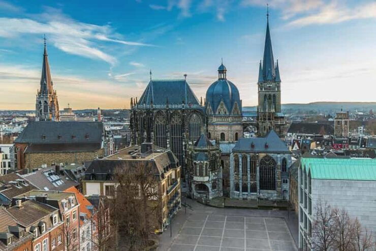 Aachen: Express Walk With a Local in 60 Minutes - Key Highlights of the Walk