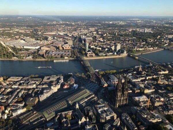 Aachen: Helicopter Sightseeing - Photography Opportunities