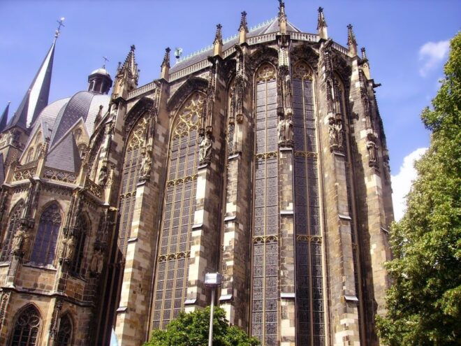 Aachen - Historic Walking Tour - Additional Experiences in Aachen