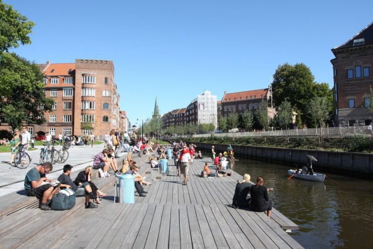 Aarhus: Self-Guided Murder Mystery Tour - Experience Highlights