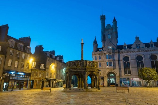 Aberdeen to Edinburgh Luxury Taxi Transfer - Private and Comfortable Transportation Option
