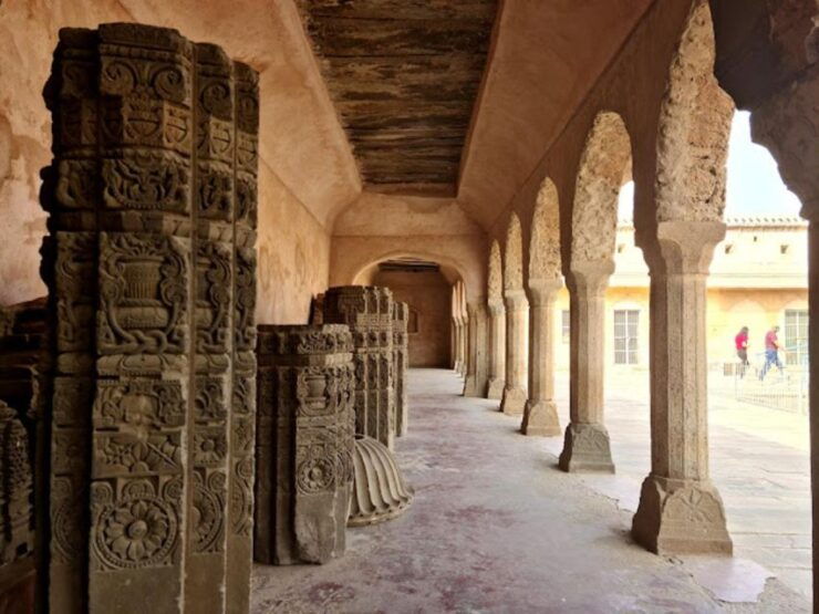 Abhaneri Step Well & Fatehpur Tour With Agra to Jaipur Drop - Booking Information