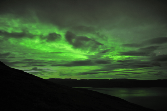 Abisko: Guided Autumn Aurora Chase With Hotel Transfers - Important Information
