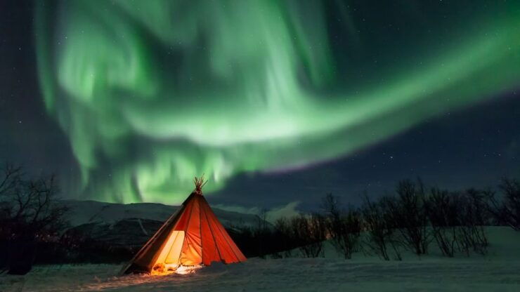 Abisko: National Park Northern Lights Photo Tour - Experience Highlights