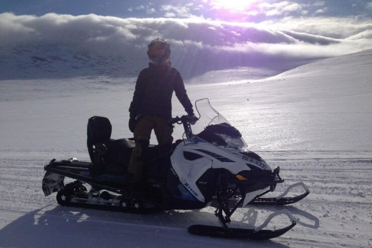 Abisko: Snowmobile Sled Expedition With Snack and Hot Drink - Experience Highlights
