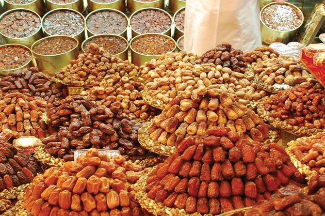 Abu Dhabi and Grand Mosque Tour - Exploring the Souks and Markets