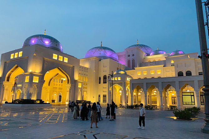 Abu Dhabi City Sightseeing Tour With Sheikh Zayed Grand Mosque - Tour Pricing and Options