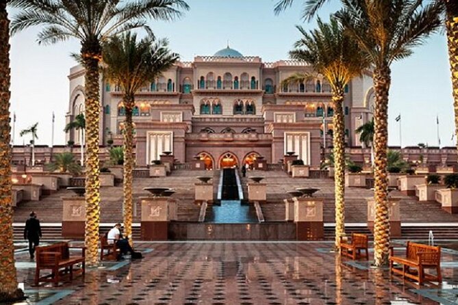 Abu Dhabi City Tour And Visit of Sheikh Zayed Mosque Full Day, Private - The Sum Up