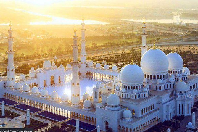 Abu Dhabi City Tour From Dubai - Top Attractions in Abu Dhabi