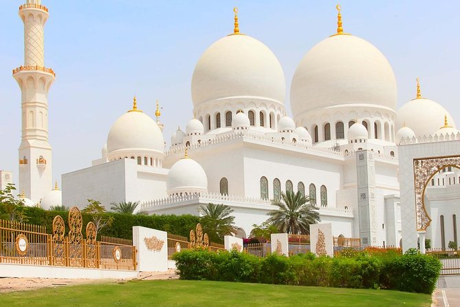 Abu Dhabi City Tour & Grand Mosque Visit on Sharing Transfer - Tour Overview