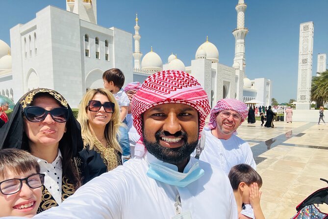 Abu Dhabi City Tour Private With Grand Mosque Entrance - Discovering the Modern Marvels of the City