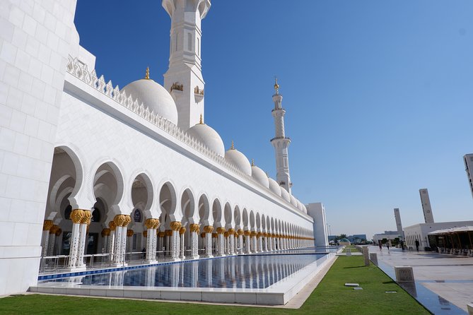 Abu Dhabi City Tour & Sheikh Zayed Grand Drive Through Louver Museum - Pickup Points and Logistics