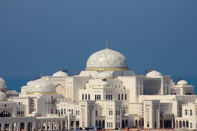Abu Dhabi City Tour With English Guide All Major Location Covered - Common Questions