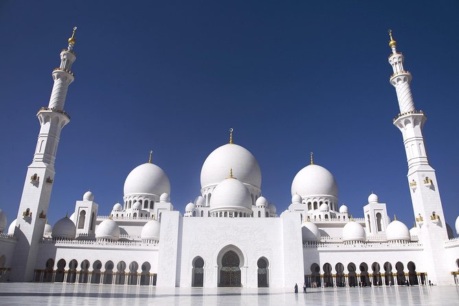 Abu Dhabi City Tour With Ferrari World Visit From Dubai - Explore Abu Dhabi Grand Mosque