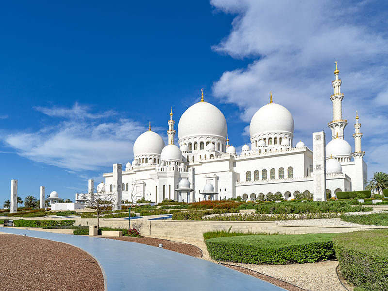 Abu Dhabi City Tour With Mosque & Louvre Museum From Dubai - The short version