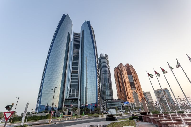 Abu Dhabi City Tour with Multiple Options & Departure Points - Palaces, towers and the Corniche from the road